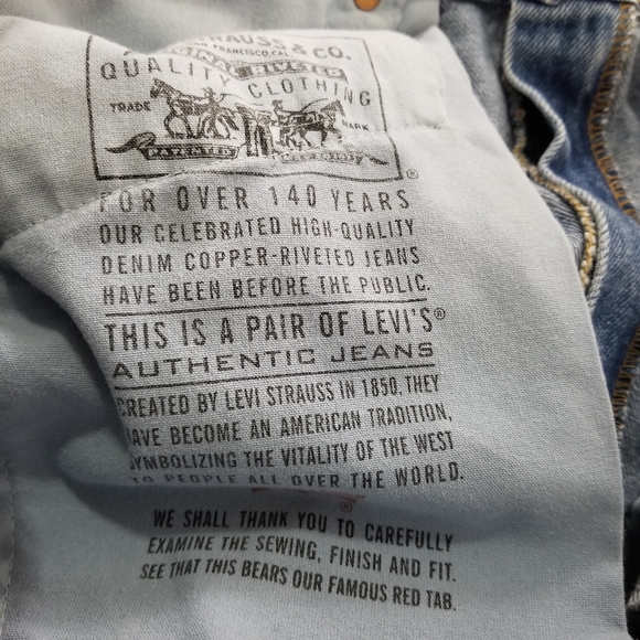 Vintage Levi's 550 Relaxed Fit Jeans MADE IN USA - Picture 8 of 9